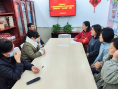活动 2025.1.20 宏泉党工代表赴共建社区开展冬送温暖慰问困难家庭活动