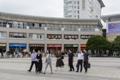 活动 2025.6.12 普陀区政协主席杭春芳走访委员企业宏泉集团