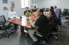 活动 2025.6.12 普陀区政协主席杭春芳走访委员企业宏泉集团
