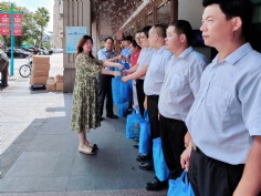 活动 2025.8.5 长征镇总工会慰问集团一线职工