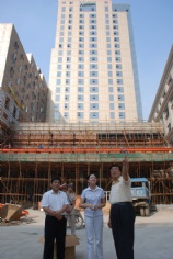 活动 2007.7.24 夏斯德宏泉丽笙酒店工地慰问