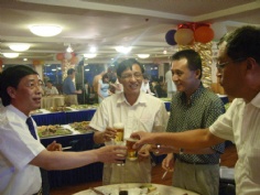 活动 2003.7 宏泉集团十周年