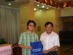 活动 2006.7.21 王总慰问员工