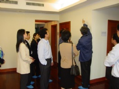 访问 2004.4 建设部来访