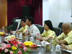 访问 2004.6.14 共商联来访我公司
