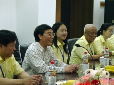 访问 2004.6.14 共商联来访我公司