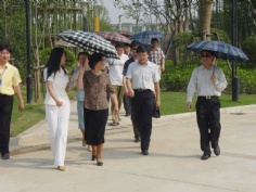 访问 2004.6 区政协来访