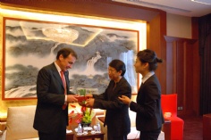会议 访问 2009.2.12 卡尔森亚太董事总经理来访