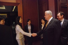 活动 访问 2009.3.23 卡尔森全球总裁及卡尔森全球酒店业总裁来访