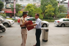 活动 慰问 2009.07.15 高温慰问