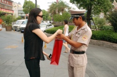 活动 慰问 2009.07.15 高温慰问