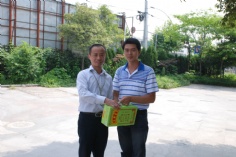 活动 2010.7.21 集团领导高温慰问