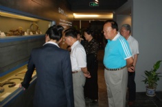 活动 2010.7.7 龚学平 毛阿敏 周立波等参观祥和博物馆