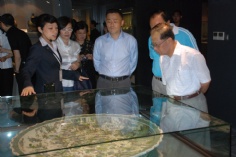 活动 2010.7.7 龚学平 毛阿敏 周立波等参观祥和博物馆