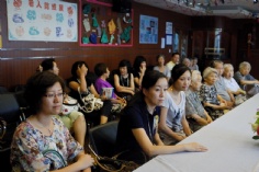 活动 2010.8.25 第一党支部活动 慰问福利院