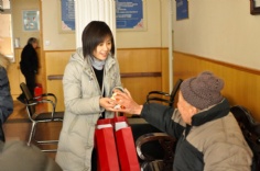 活动 2011.1.27 第一党支部活动 慰问敬老院老人
