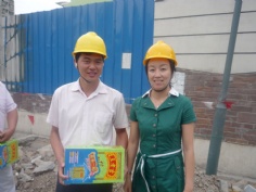 活动 2011.7.13 高层高温慰问 视察工地