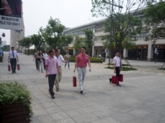 活动 2011.7.7 集团领导高温慰问