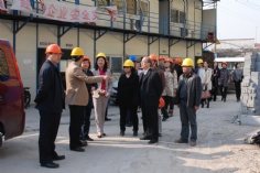 活动 2012.3.28 普陀区领导参观祥和小学工地