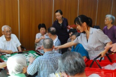 活动 2013.9.18 第一党支部中秋慰问新长征福利院