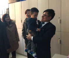 会议 2014.12.18 第四党支部探望自闭症儿童