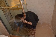 2015.12.9 第一党支部和第四党支部联合开展文明生产大扫除活动