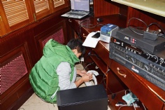 2015.12.9 第一党支部和第四党支部联合开展文明生产大扫除活动