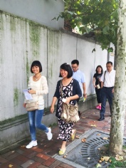 活动 2015.9.17 第一支部与第四支部组织党员和积极分子，联合开展徒步红色之旅活动