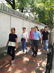 活动 2015.9.17 第一支部与第四支部组织党员和积极分子，联合开展徒步红色之旅活动