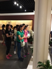 活动 2015.9.17 第一支部与第四支部组织党员和积极分子，联合开展徒步红色之旅活动