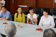 活动 2015.9.23 第一支部党员和积极分子前往新长征福利院