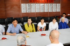 活动 2015.9.23 第一支部党员和积极分子前往新长征福利院