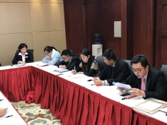 会议 2016.12.7 第四党支部学习“十八届六中”全会精神