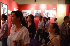 活动 2016.7.4 第一党支部参观“复兴之路”和“日出东方”主题展