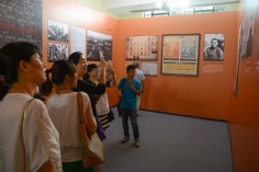 活动 2016.7.4 第一党支部参观“复兴之路”和“日出东方”主题展