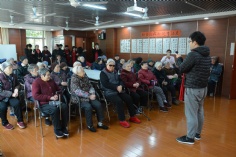 活动 2017.2.10 第一党支部元宵节前慰问老人