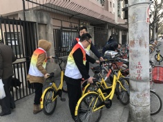 活动 2017.3.7 第四党支部开展学雷锋活动