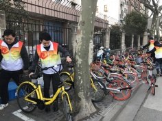 活动 2017.3.7 第四党支部开展学雷锋活动