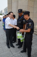 活动 2017.7.19 普陀区领导高温慰问