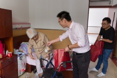 活动 2017.9.28 第一党支部中秋国庆慰问新长征福利院