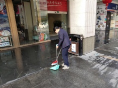 活动 2018.10.24 综合管理党支部梅川路清洁