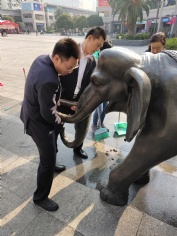 活动 2018.10.24 综合管理党支部梅川路清洁