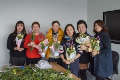 活动 2019.3.8 三八妇女节女职工学习插花