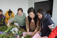 活动 2019.3.8 三八妇女节女职工学习插花