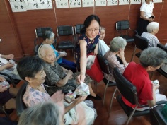 活动 2019.9.12 综合管理党支部中秋慰问