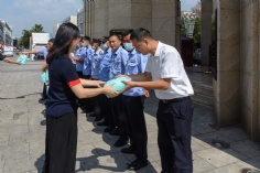 活动 2020.8.21 长征镇总工会领导来梅川路高温慰问