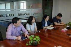 会议 2021.5.10 综合管理党支部拟接收预备党员党员座谈会