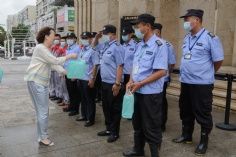 活动 2021.7.28 长征镇领导高温慰问