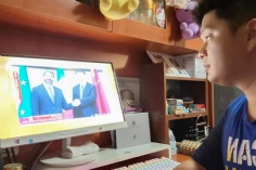 活动 2022.10.13 党员收看党课开讲啦
