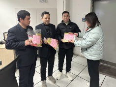 活动 2024.2.22 投资管理部开展元宵节慰问活动